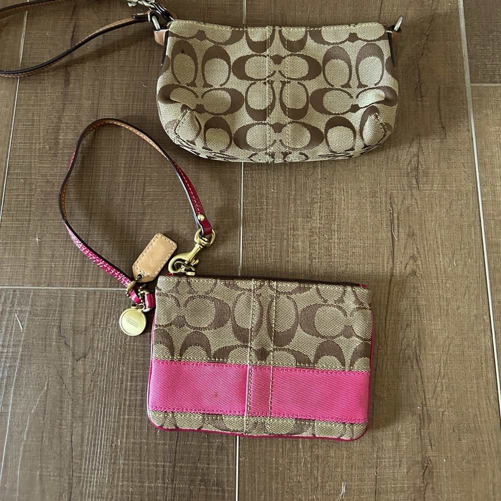 Coach wristlets in excellent condition, barely used